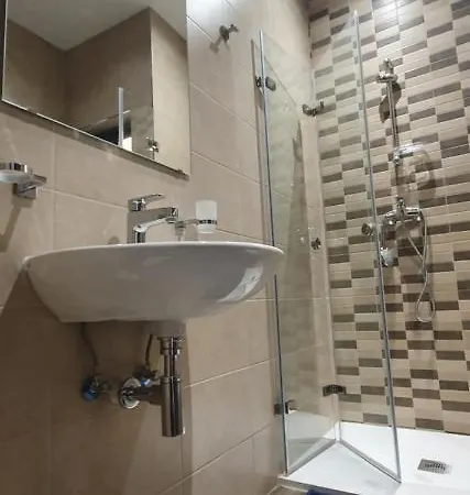 Sb3 - Stylish Penthouse - Superb Location Msida