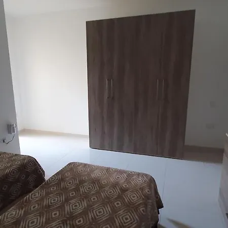 Sb3 - Stylish Penthouse - Superb Location Apartament Msida