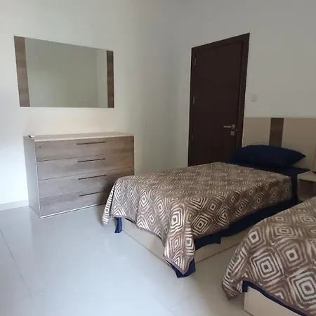 Sb3 - Stylish Penthouse - Superb Location 아파트 *