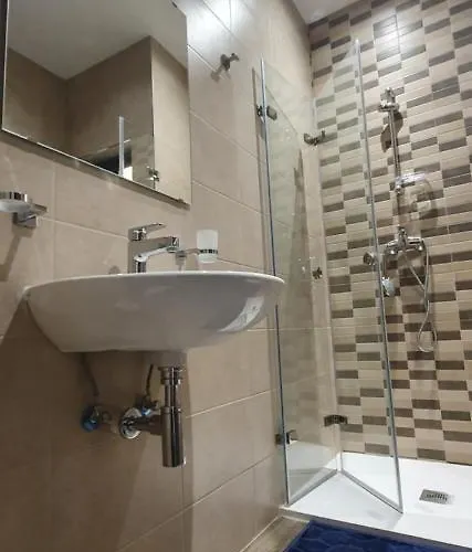 Sb3 - Stylish Penthouse - Superb Location 음시다