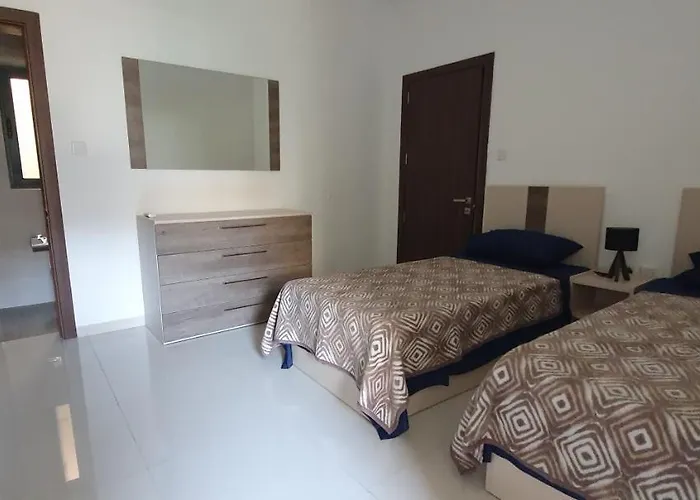 Sb3 - Stylish Penthouse - Superb Location 아파트 *